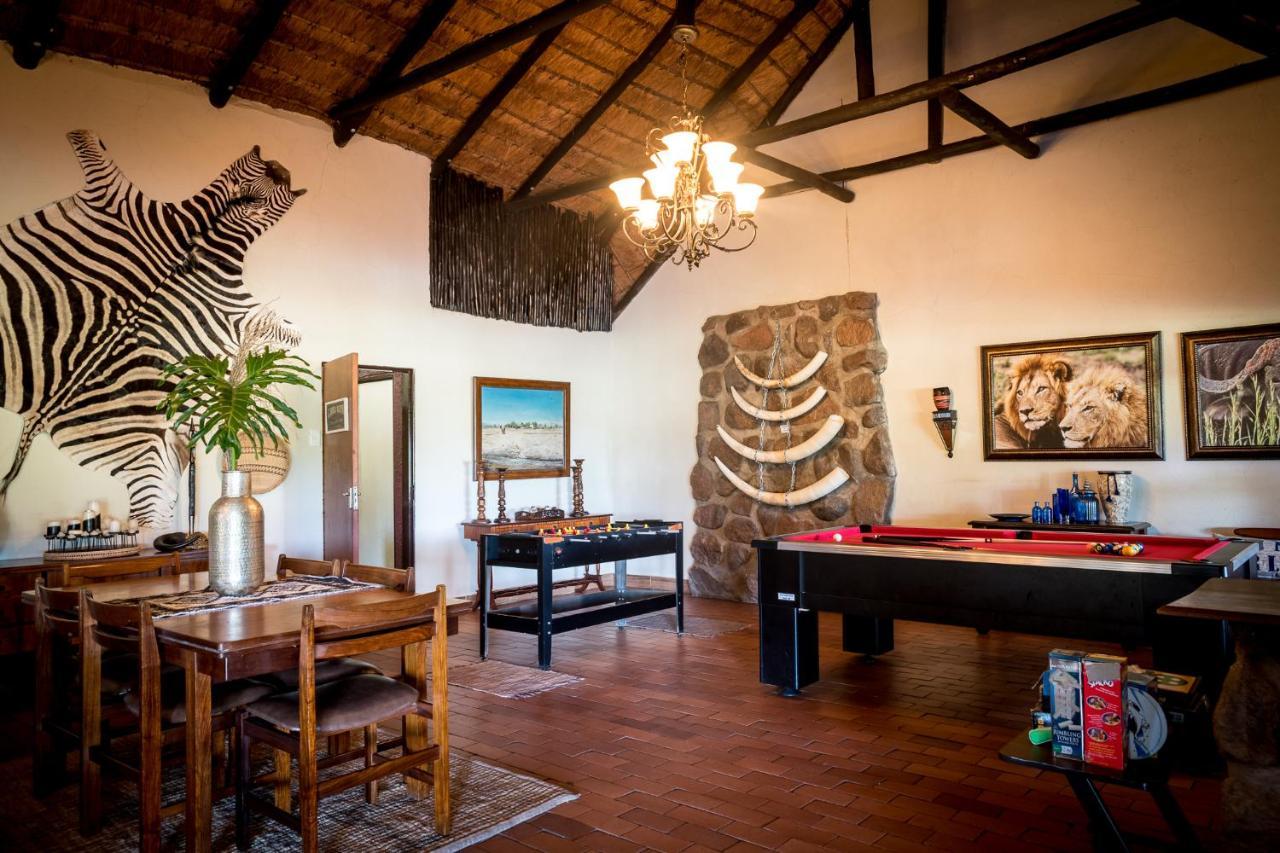 Umkumbe Safari Lodge Riverside Скукуза Екстер'єр фото